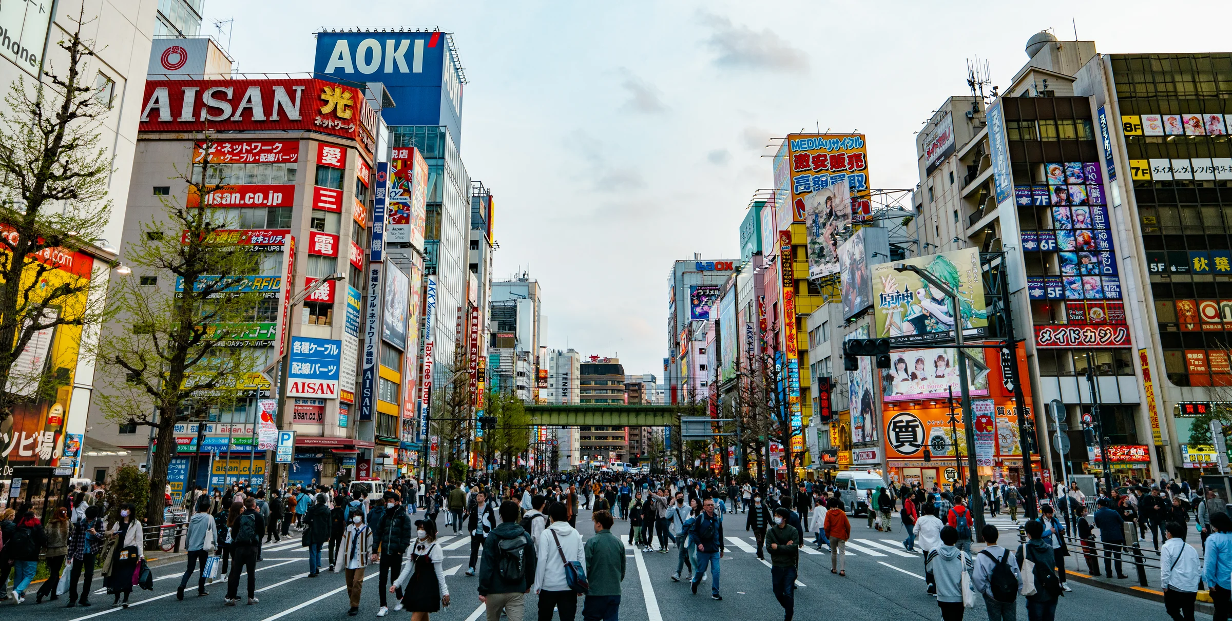 Japan, photograph 17 of 28, by Sam Rose.