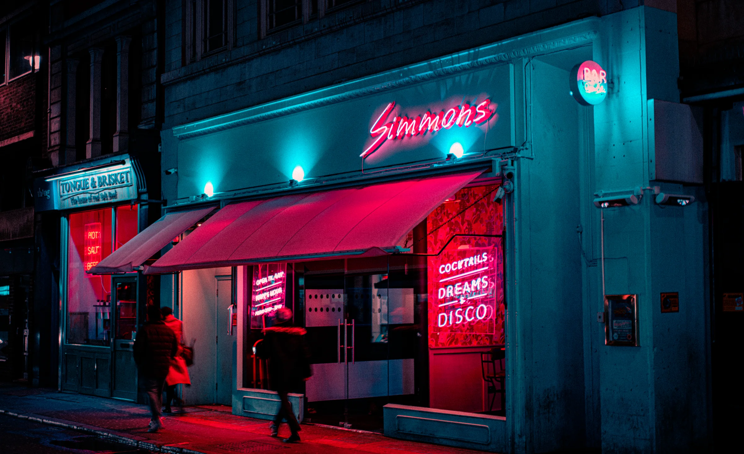 London, photograph 3 of 5, by Sam Rose.