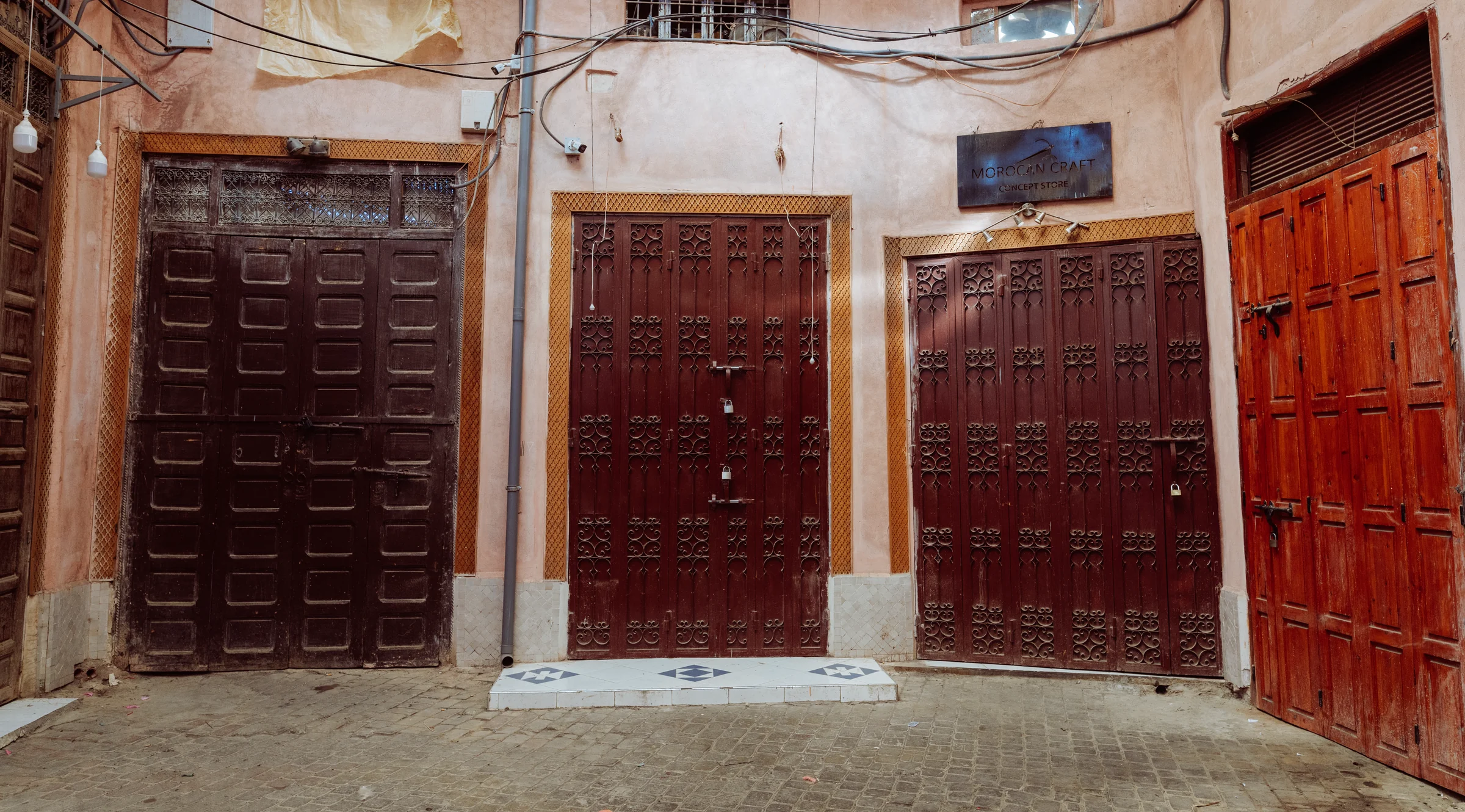Morocco, photograph 6 of 31, by Sam Rose.