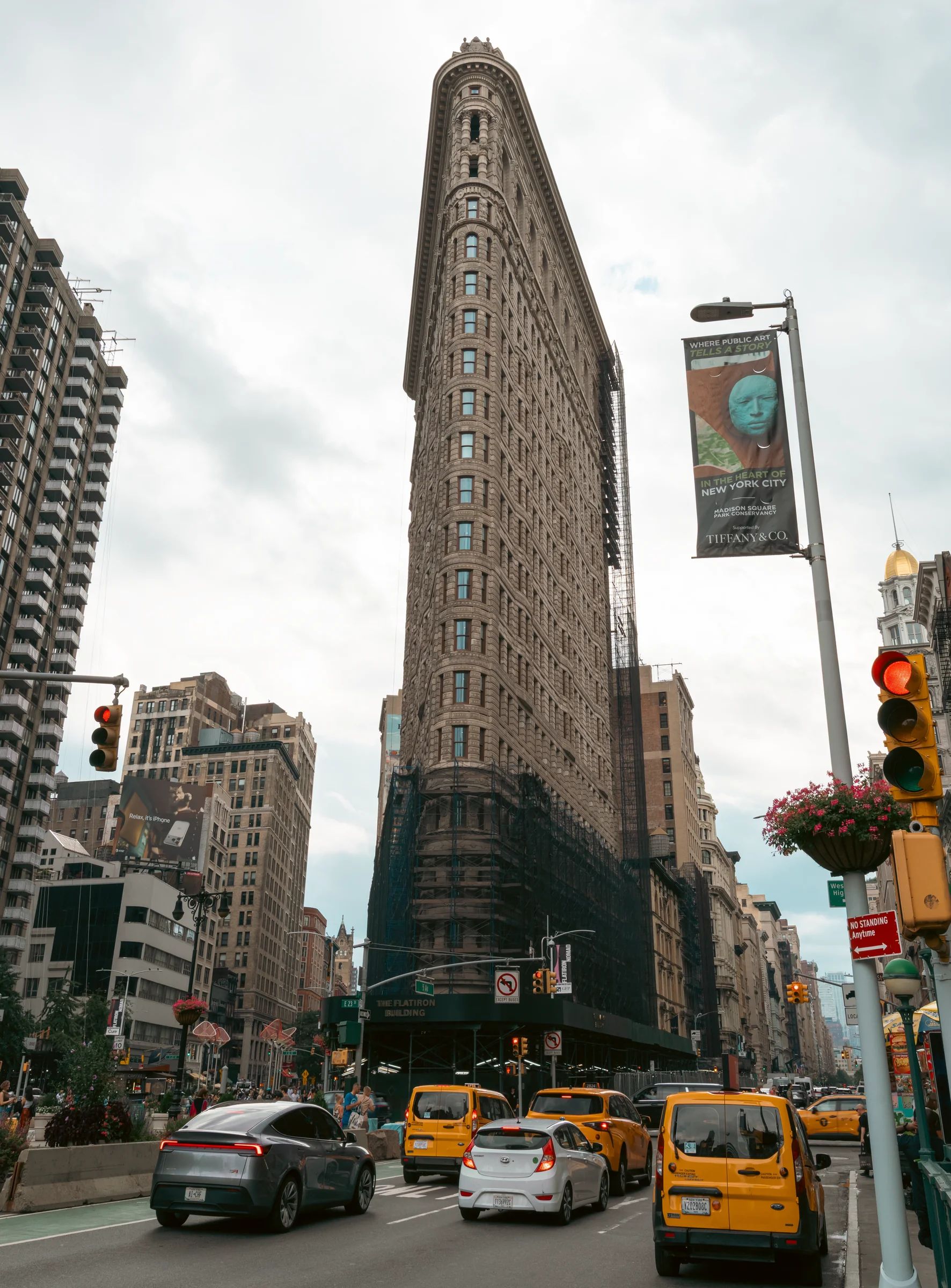 New York, photograph 5 of 9, by Sam Rose.