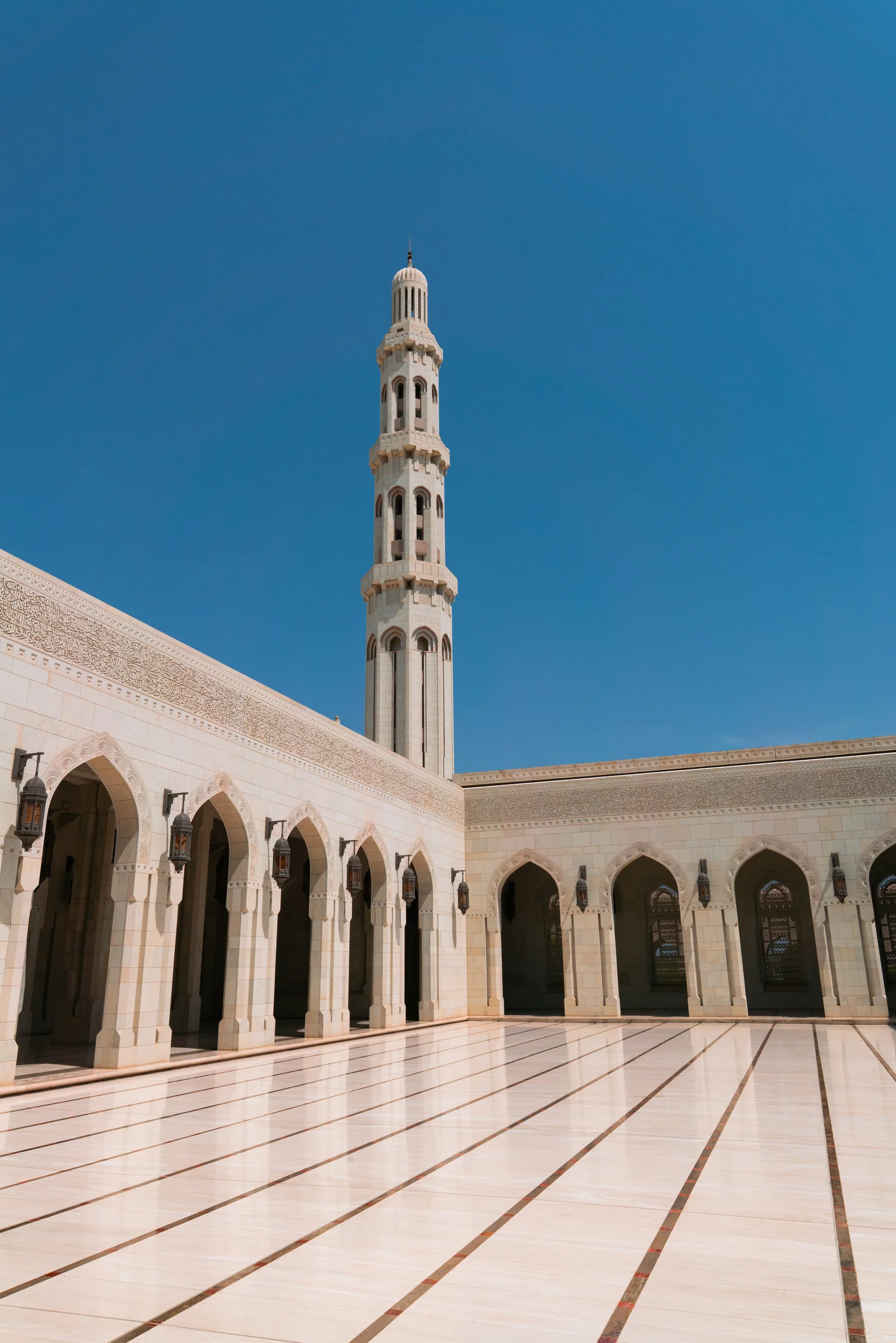Oman, photograph 2 of 23, by Sam Rose.