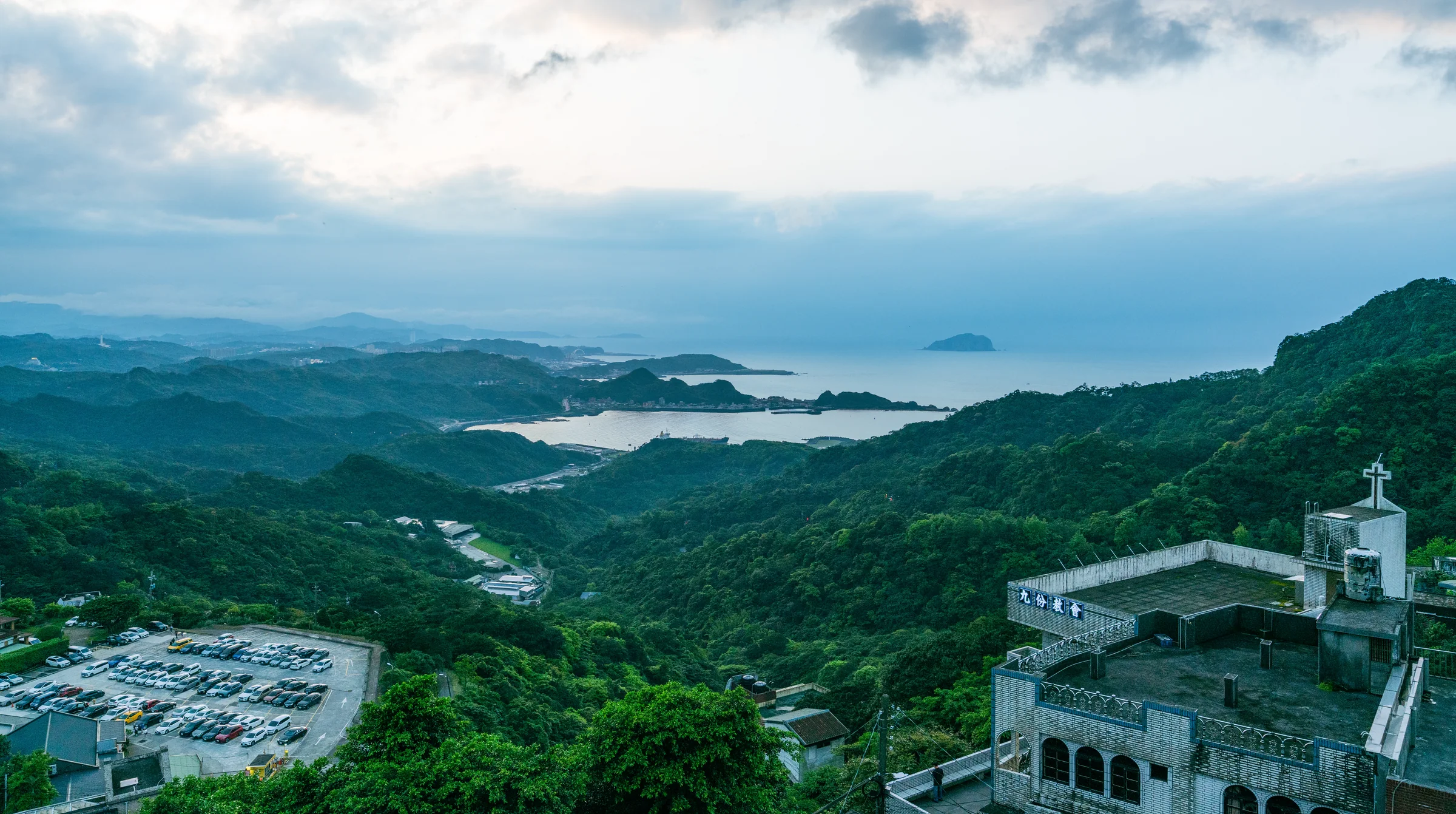 Taiwan, photograph 11 of 40, by Sam Rose.