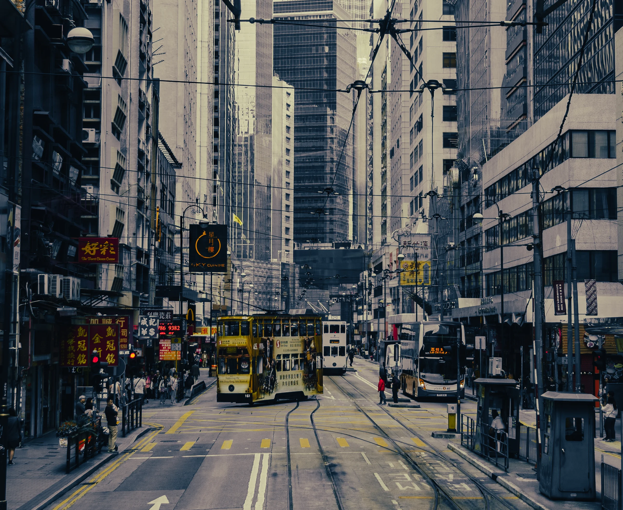 Hong Kong, photograph 3 of 10, by Sam Rose.