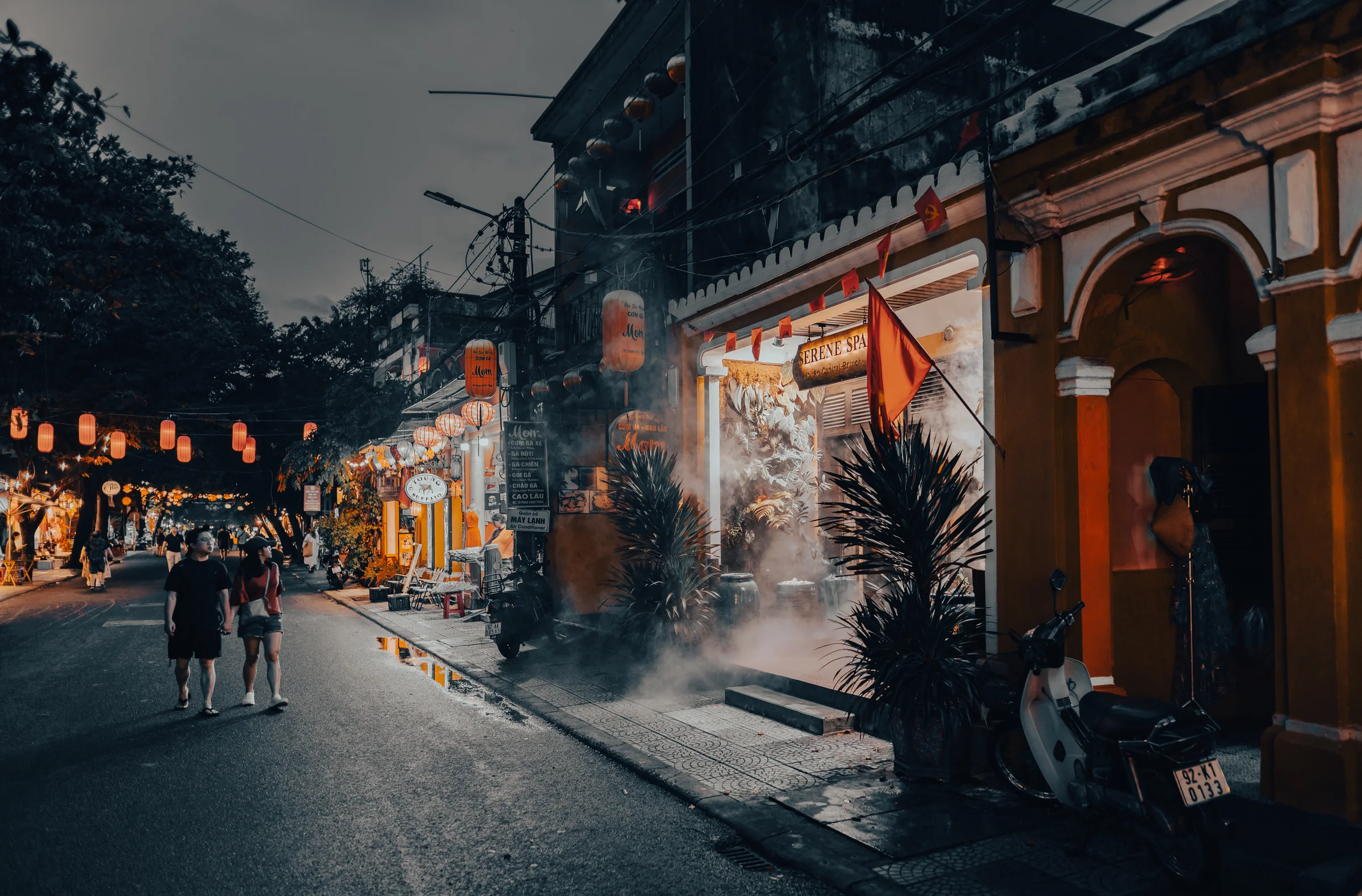 Vietnam, photograph 6 of 18, by Sam Rose.